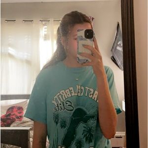 Meet your Posher, Avery